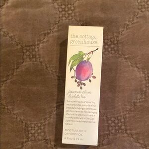 The Cottage Greenhouse Japanese Plum & White Tea Body Oil
